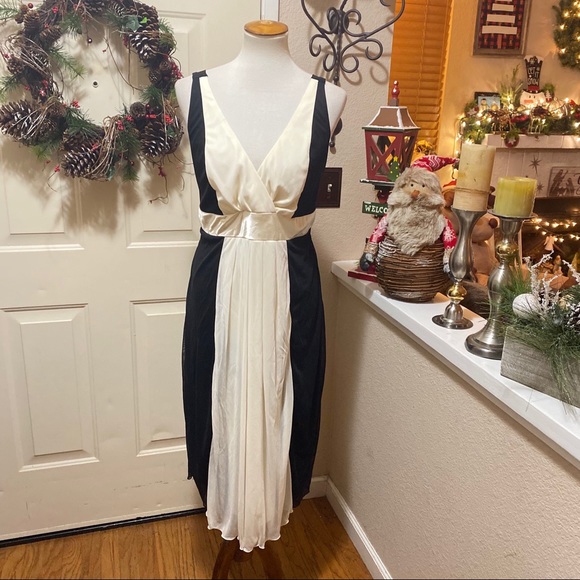 Ruby Rox Dresses & Skirts - Stunning Ruby Rox Chiffon Strip Long Gown 💕